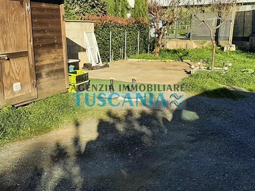 Immagine 16 di Appartamento in vendita  a Cecina