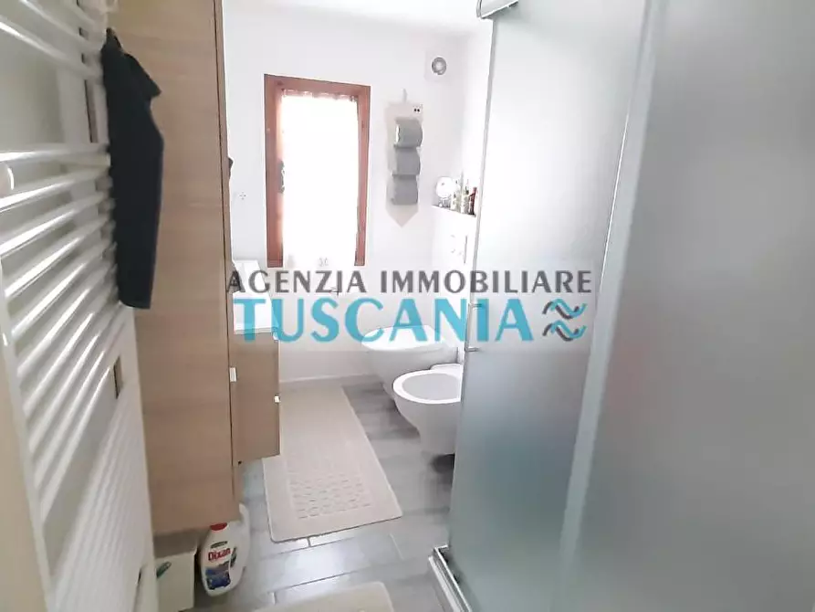 Immagine 8 di Appartamento in vendita  a Cecina