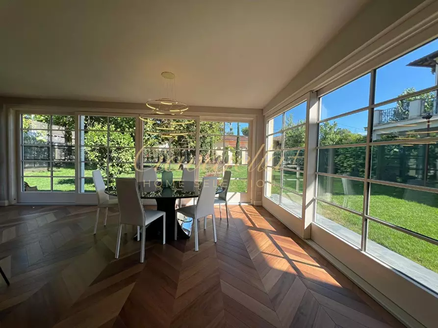 Immagine 27 di Villa in affitto  a Forte Dei Marmi