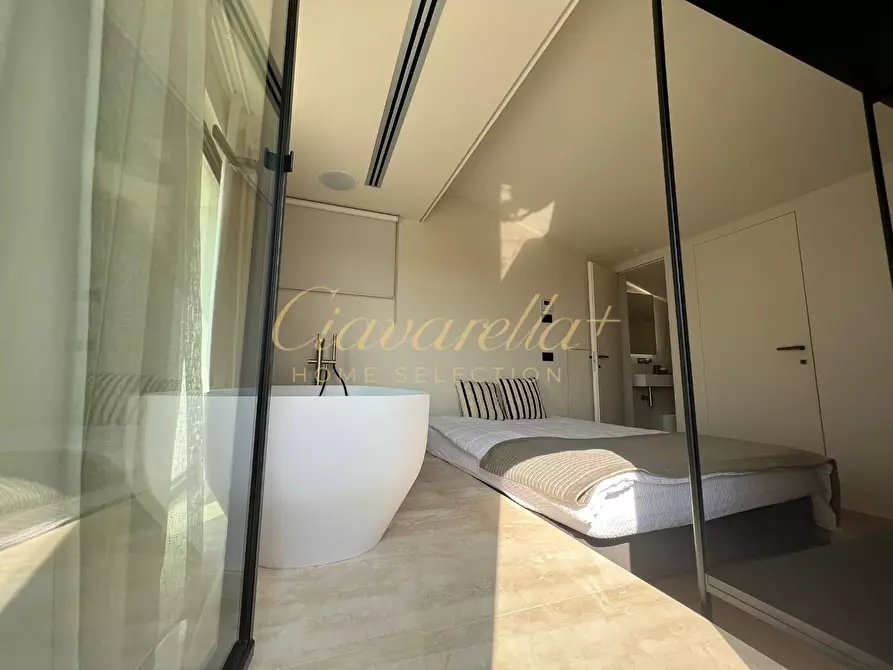 Immagine 13 di Villa in affitto  a Forte Dei Marmi