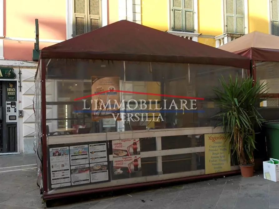 Immagine 22 di Attività commerciale in vendita  a Massa