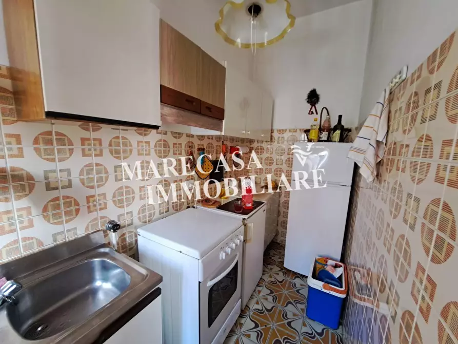 Immagine 10 di Appartamento in vendita  a Carrara