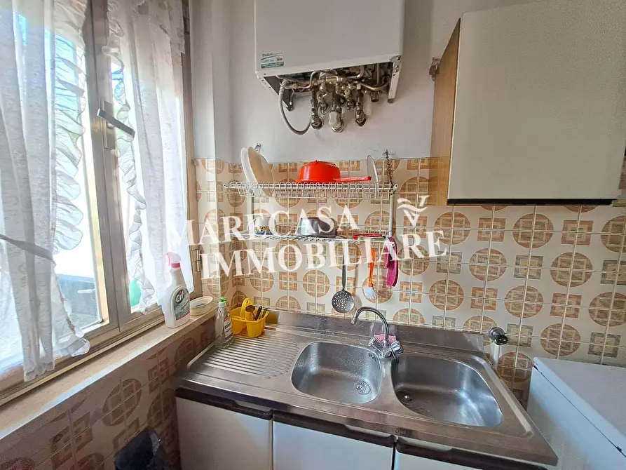 Immagine 11 di Appartamento in vendita  a Carrara