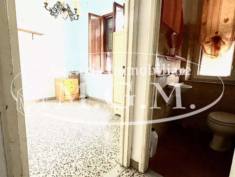 Immagine 12 di Casa indipendente in vendita  a Pontedera