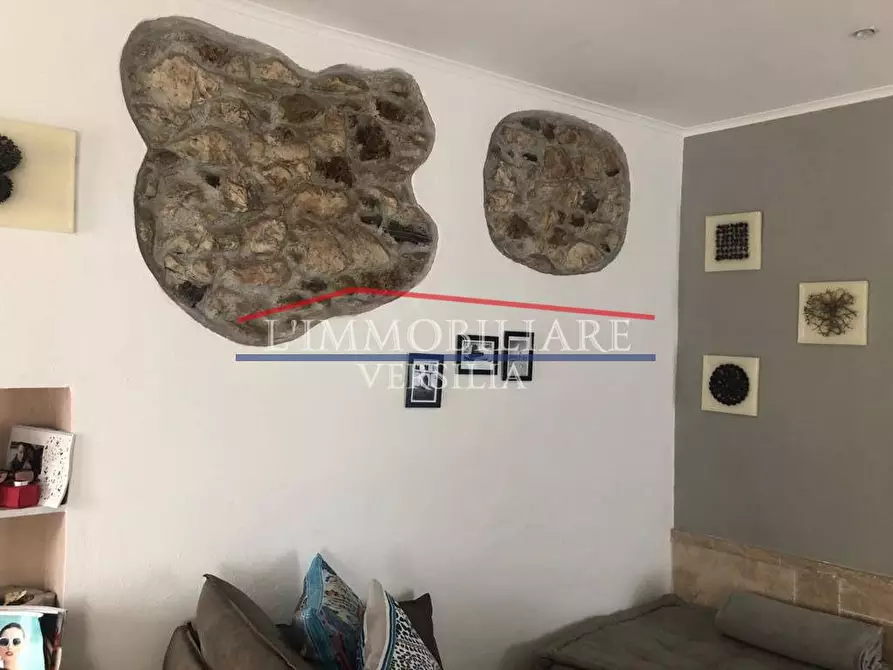 Immagine 7 di Appartamento in vendita  a Carrara
