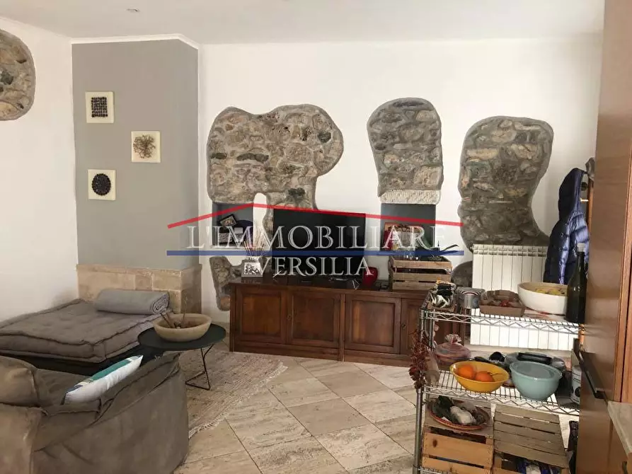 Immagine 6 di Appartamento in vendita  a Carrara