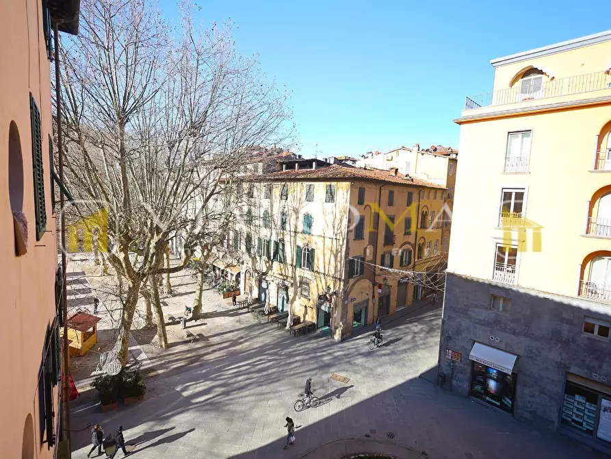 Immagine 3 di Appartamento in vendita  a Lucca