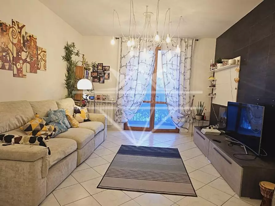 Immagine 7 di Appartamento in vendita  a Carrara