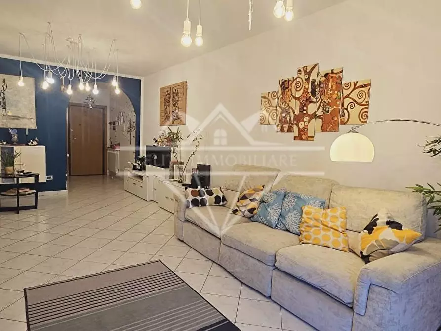 Immagine 8 di Appartamento in vendita  a Carrara