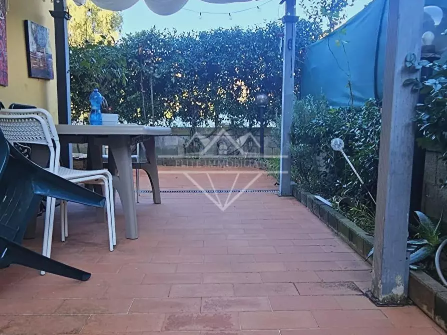 Immagine 4 di Appartamento in vendita  a Carrara