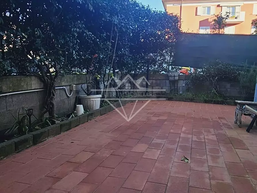 Immagine 3 di Appartamento in vendita  a Carrara