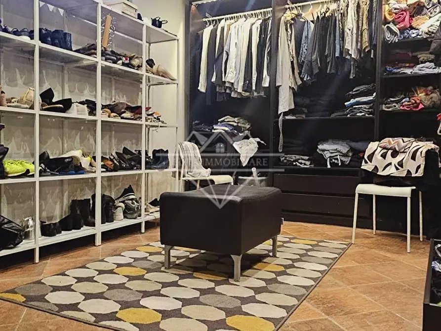 Immagine 27 di Appartamento in vendita  a Carrara