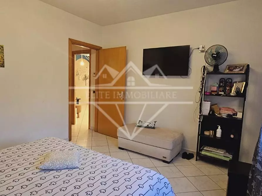 Immagine 18 di Appartamento in vendita  a Carrara