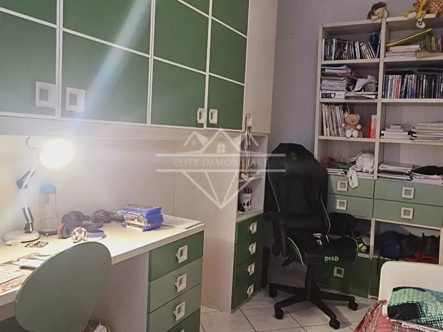 Immagine 19 di Appartamento in vendita  a Carrara