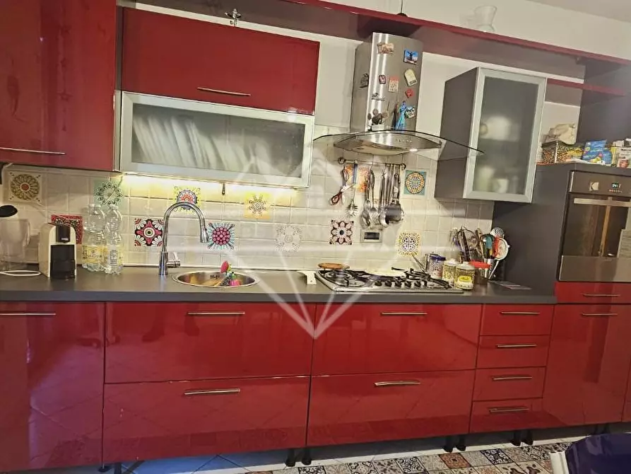 Immagine 13 di Appartamento in vendita  a Carrara