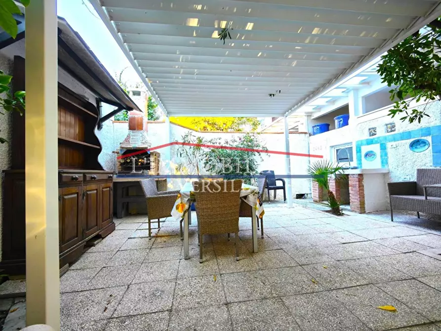 Immagine 6 di Appartamento in vendita  a Carrara