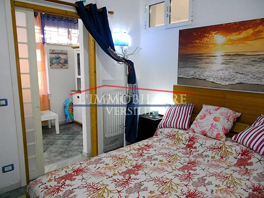 Immagine 14 di Appartamento in vendita  a Carrara