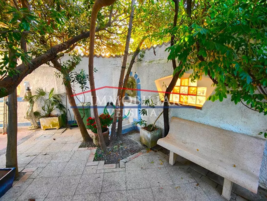 Immagine 8 di Appartamento in vendita  a Carrara