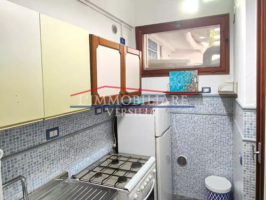 Immagine 12 di Appartamento in vendita  a Carrara