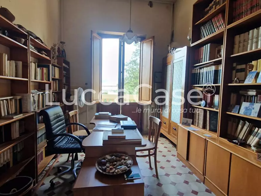 Immagine 26 di Villa in vendita  a Porcari