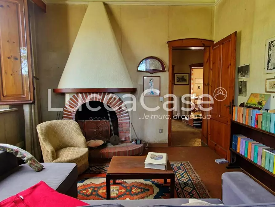 Immagine 11 di Villa in vendita  a Porcari