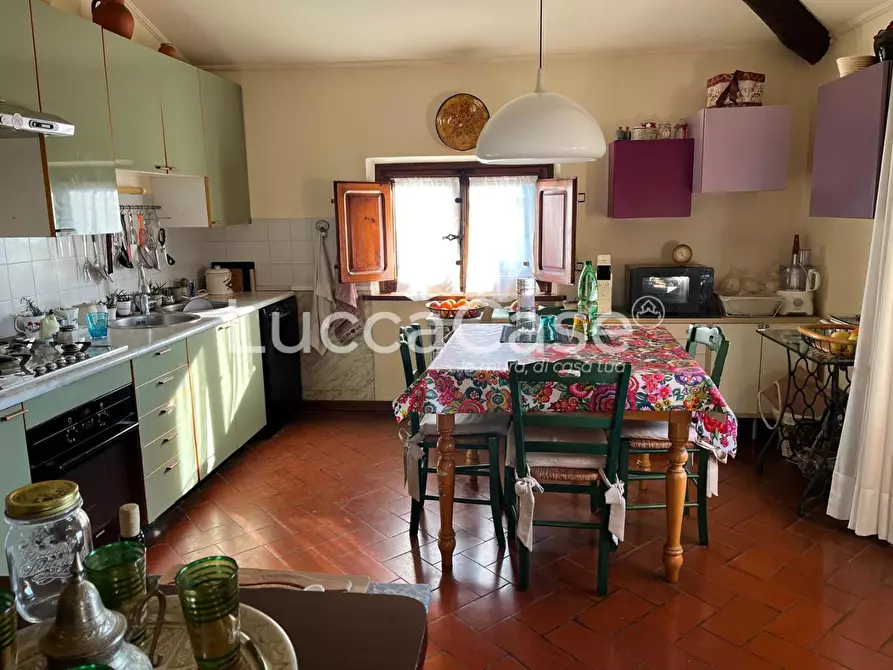 Immagine 15 di Villa in vendita  a Porcari