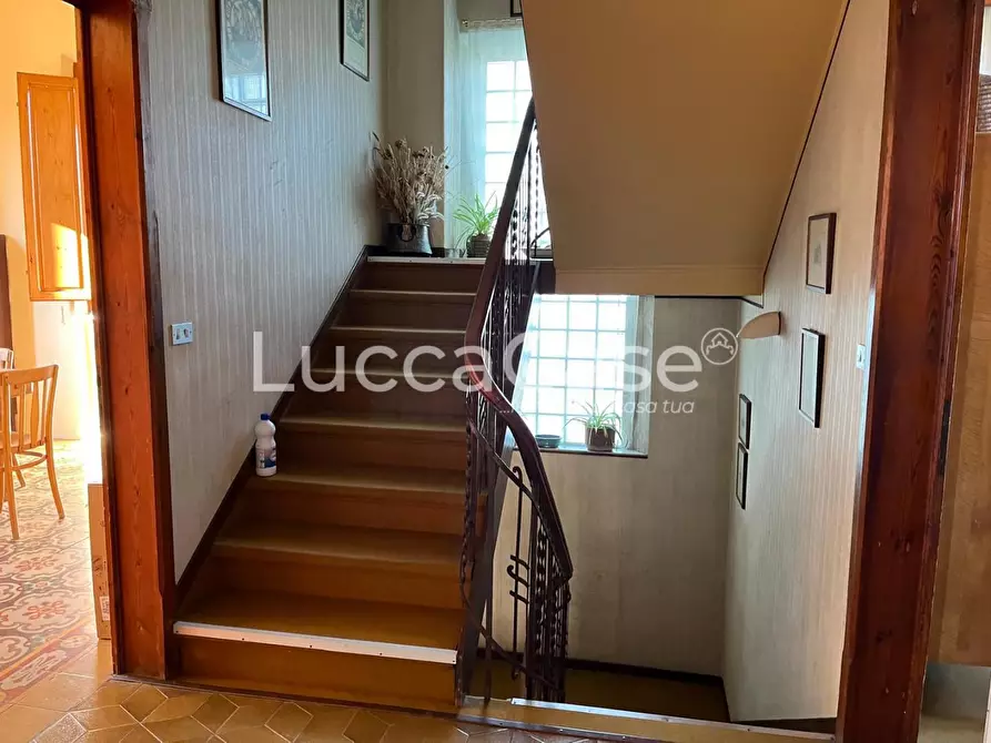 Immagine 10 di Villa in vendita  a Porcari