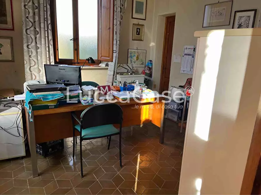 Immagine 4 di Villa in vendita  a Porcari