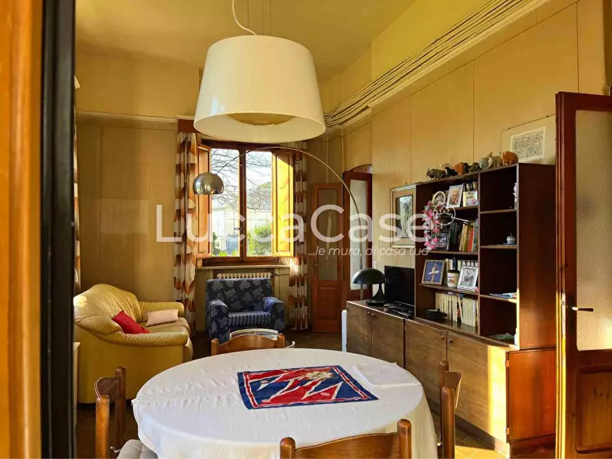 Immagine 5 di Villa in vendita  a Porcari