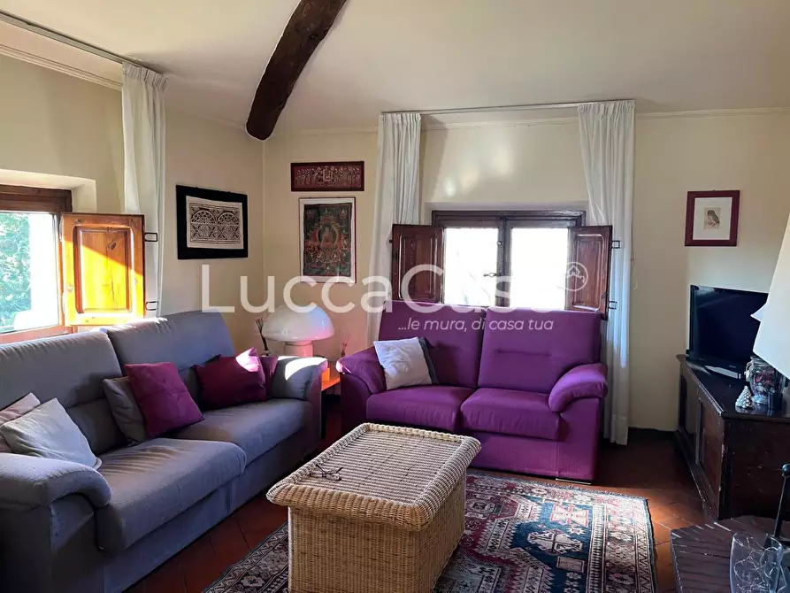 Immagine 1 di Villa in vendita  a Porcari