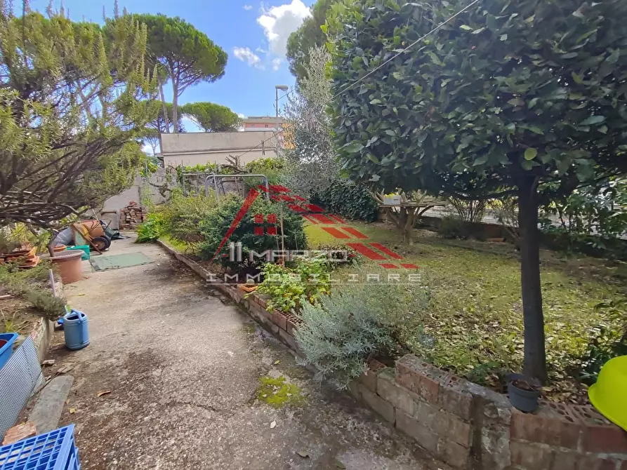 Immagine 13 di Terratetto in vendita  a Calcinaia