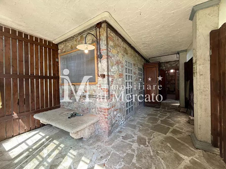 Immagine 11 di Villetta a schiera in vendita  a Viareggio