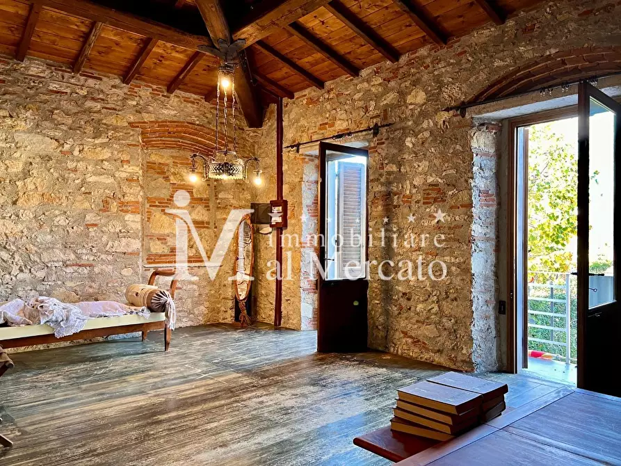 Immagine 49 di Villetta a schiera in vendita  a Viareggio