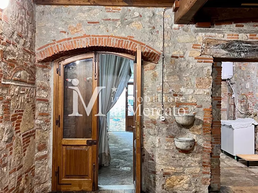 Immagine 22 di Villetta a schiera in vendita  a Viareggio