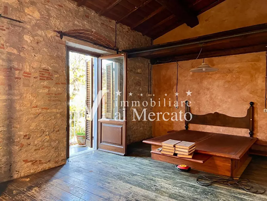 Immagine 57 di Villetta a schiera in vendita  a Viareggio