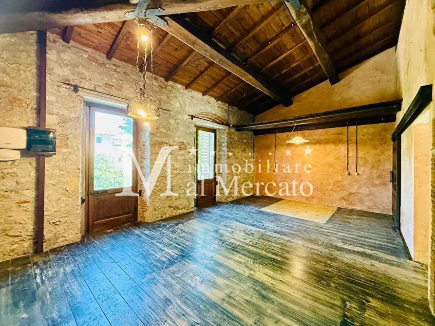 Immagine 63 di Villetta a schiera in vendita  a Viareggio