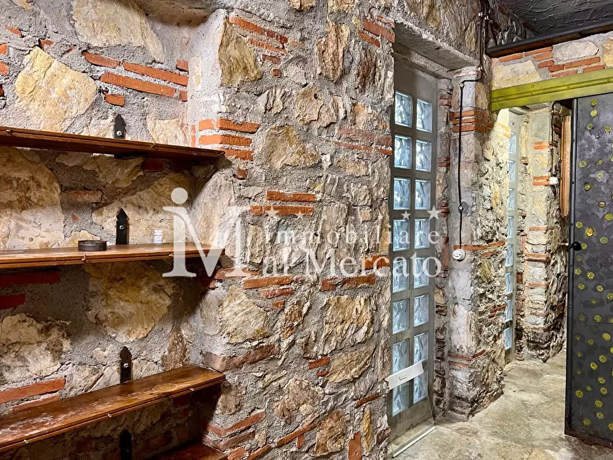 Immagine 13 di Villetta a schiera in vendita  a Viareggio