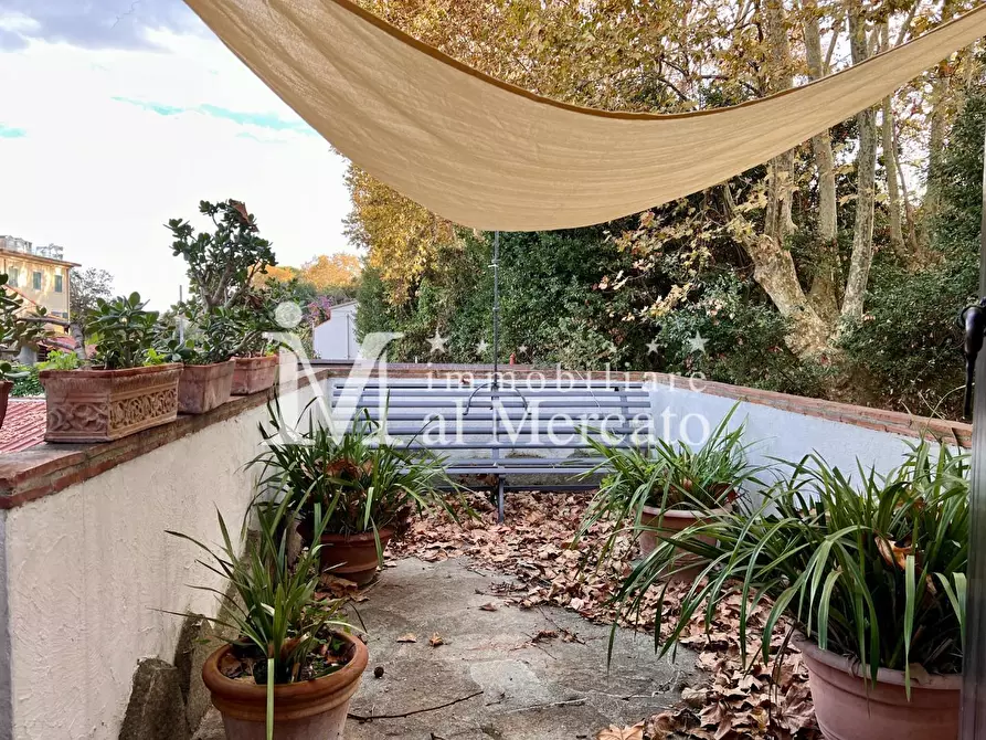 Immagine 31 di Villetta a schiera in vendita  a Viareggio