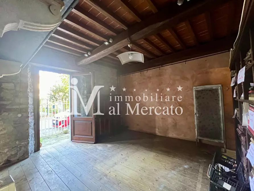 Immagine 10 di Villetta a schiera in vendita  a Viareggio