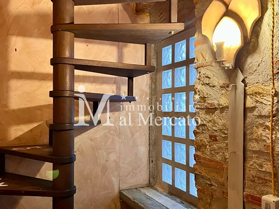 Immagine 30 di Villetta a schiera in vendita  a Viareggio