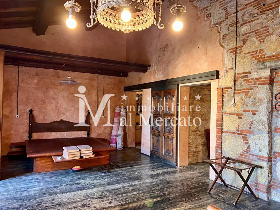 Immagine 51 di Villetta a schiera in vendita  a Viareggio