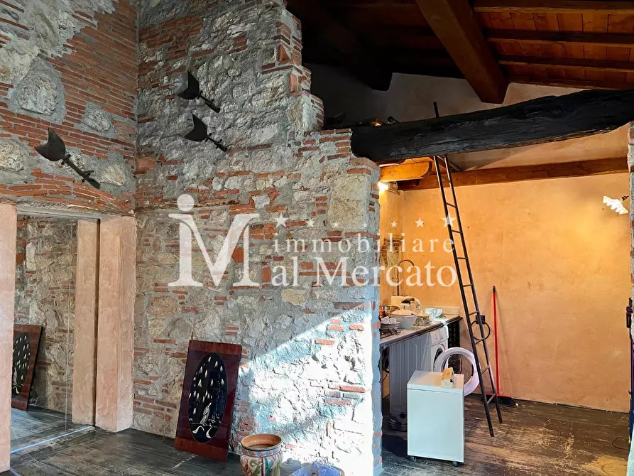 Immagine 64 di Villetta a schiera in vendita  a Viareggio