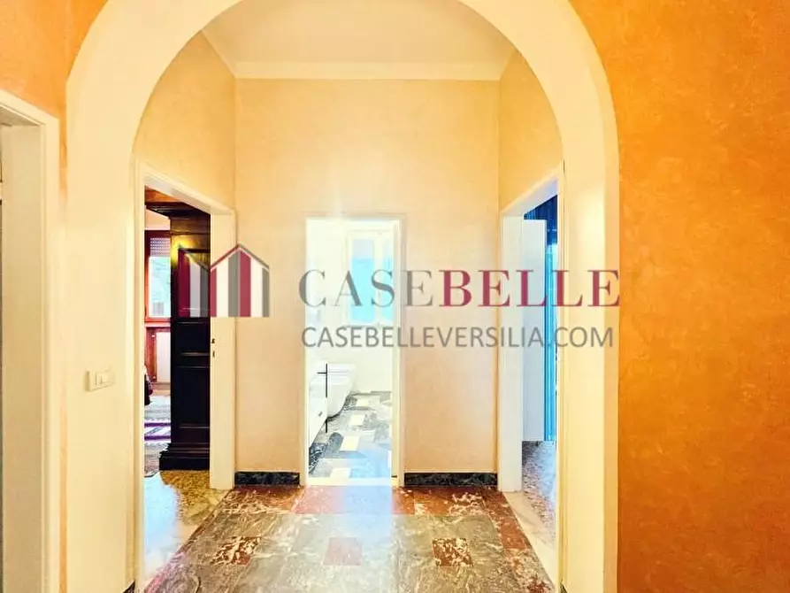 Immagine 24 di Casa bifamiliare in affitto  a Forte Dei Marmi