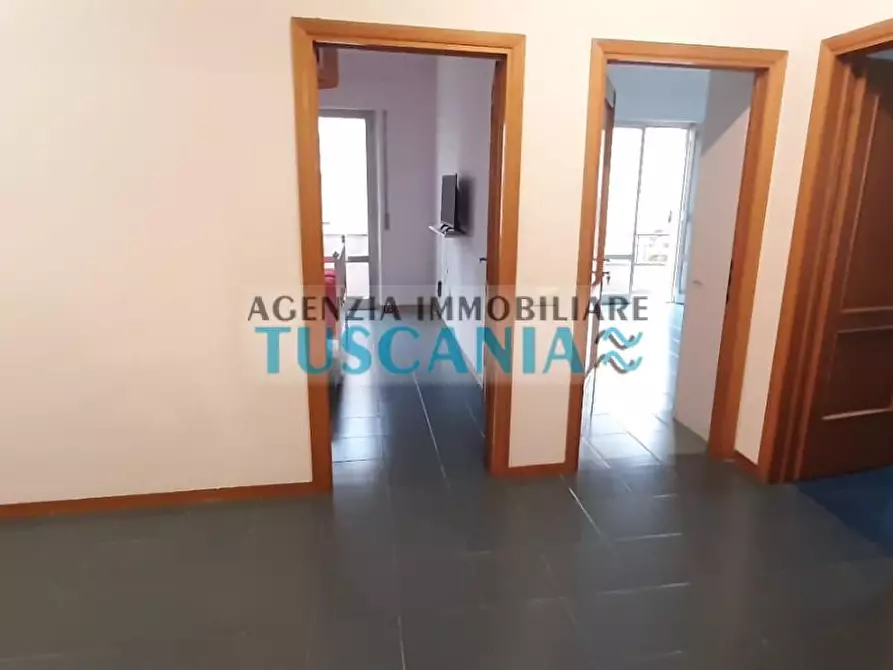 Immagine 10 di Appartamento in vendita  a Cecina