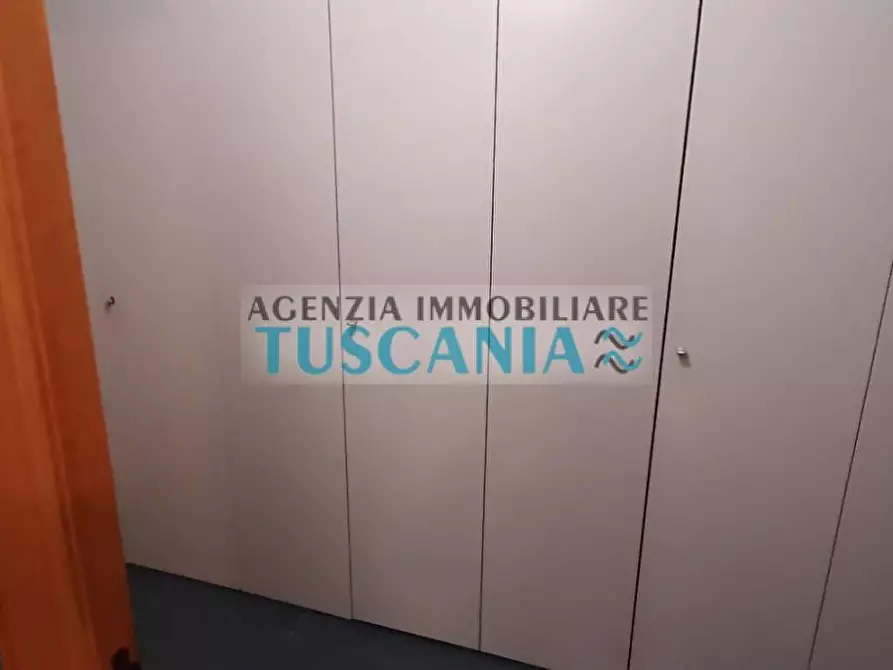 Immagine 14 di Appartamento in vendita  a Cecina