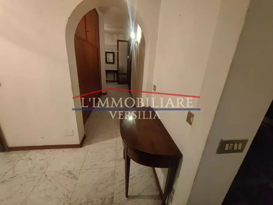 Immagine 5 di Appartamento in vendita  a Massa