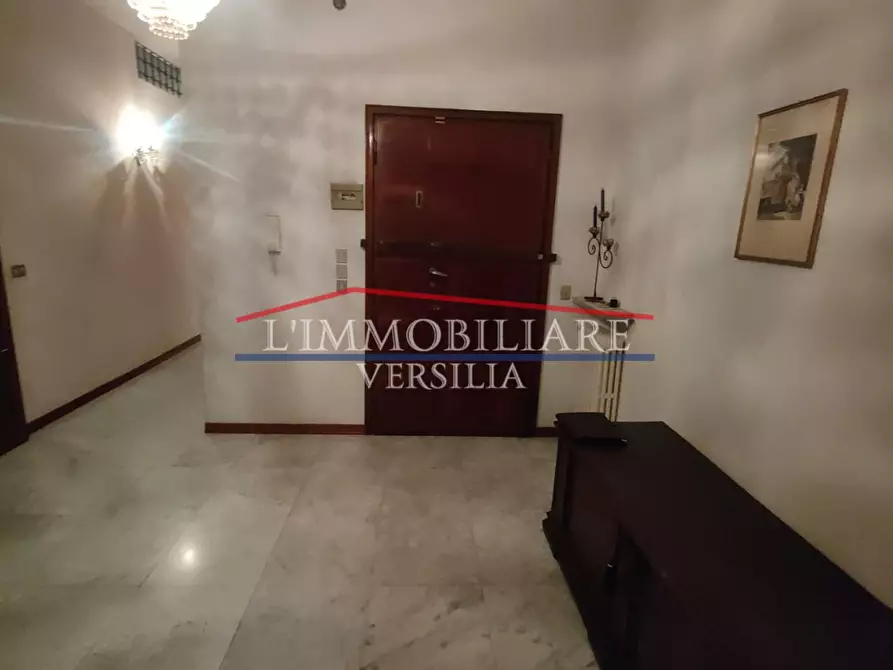 Immagine 6 di Appartamento in vendita  a Massa