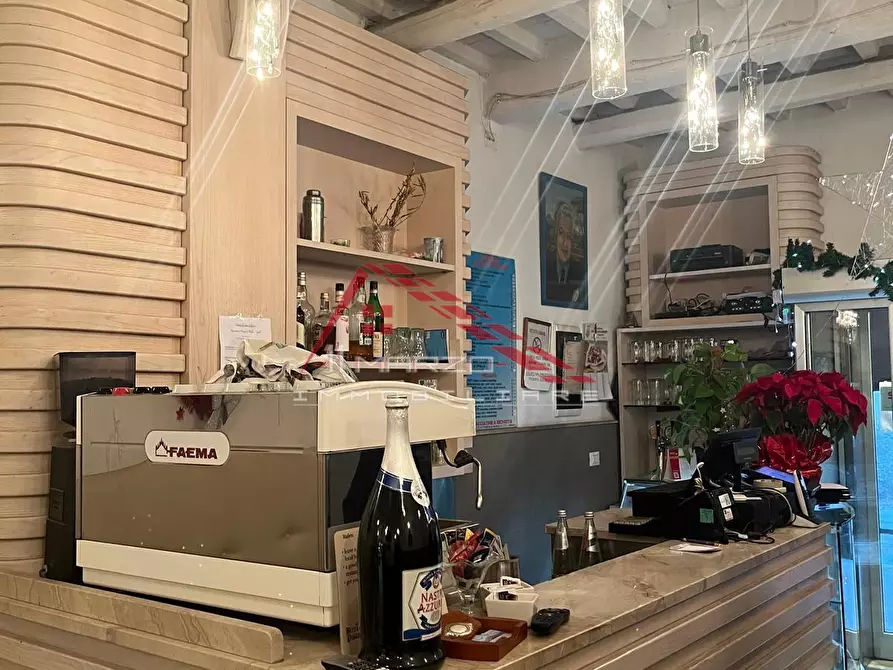 Immagine 4 di Bar / Ristorante in vendita  a Pisa