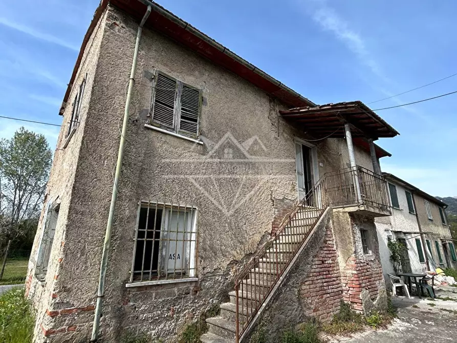 Immagine 3 di Casa semindipendente in vendita  a Pietrasanta
