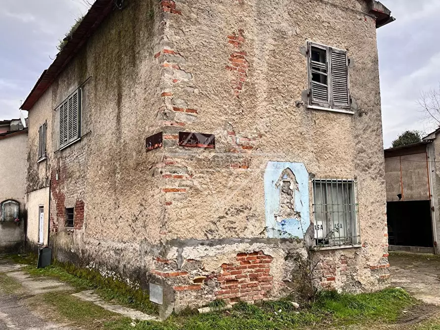 Immagine 1 di Casa semindipendente in vendita  a Pietrasanta